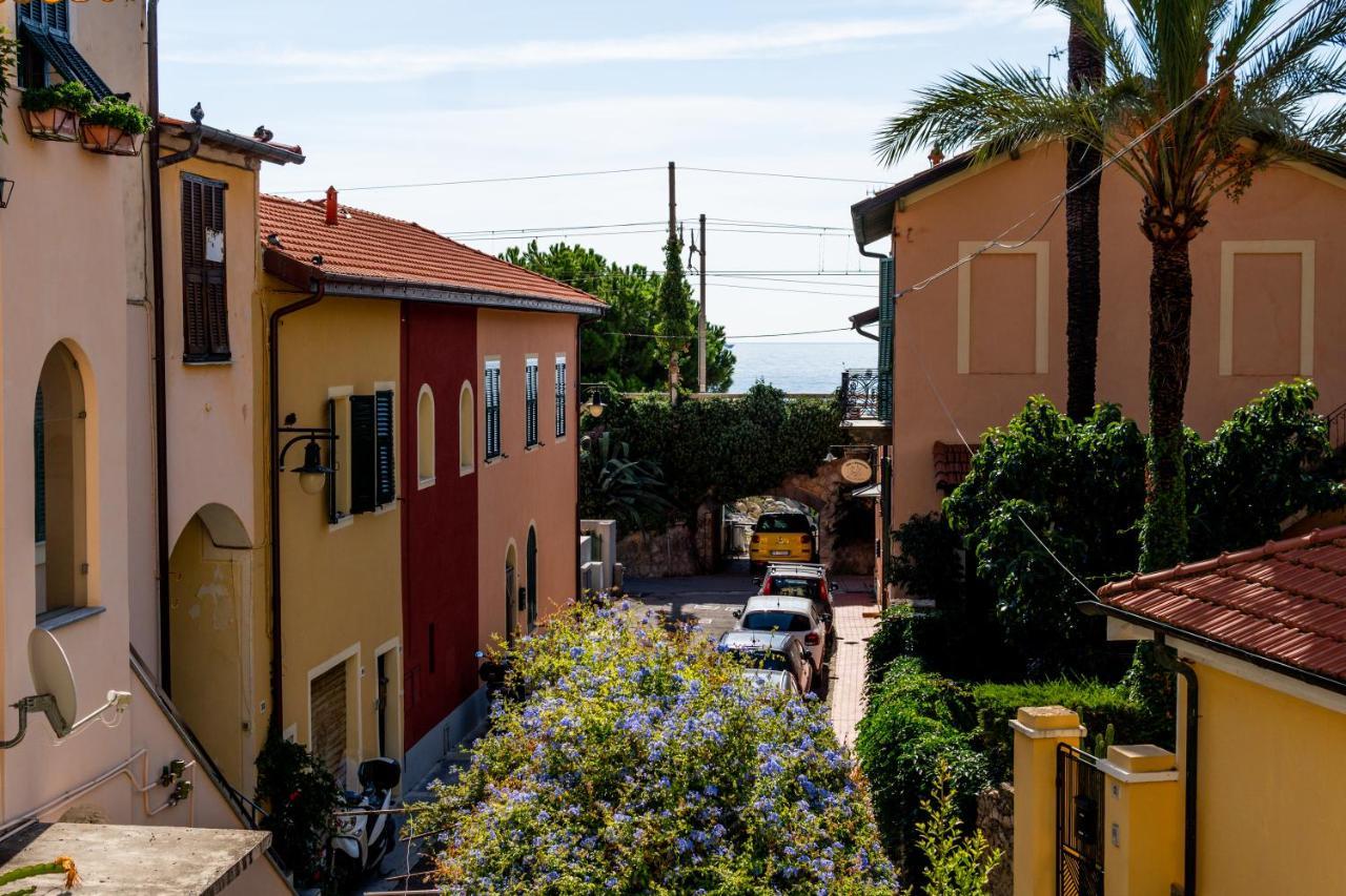 New Fishermans House Seaside, Air Conditioning & Wi-Fi Bordighera Dış mekan fotoğraf